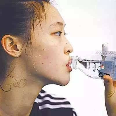 排汗多是好还是坏?从中医角度分析是何种原因所致以及对身体的危害!_