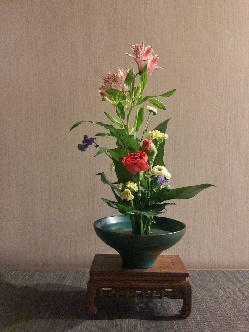 问春归/高兀体碗花_花步堂中国插花教室_千聊