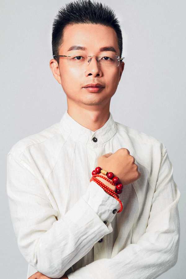 大学博士后 广东省中医亚健康协会会员 师从南方医院中医科罗仁主任