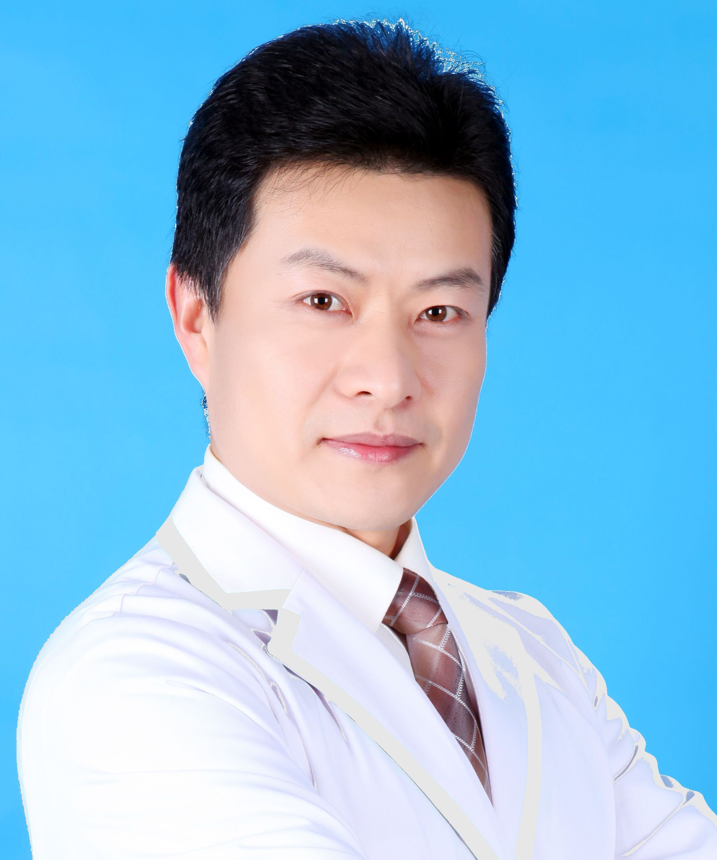 何俊峰 医学博士