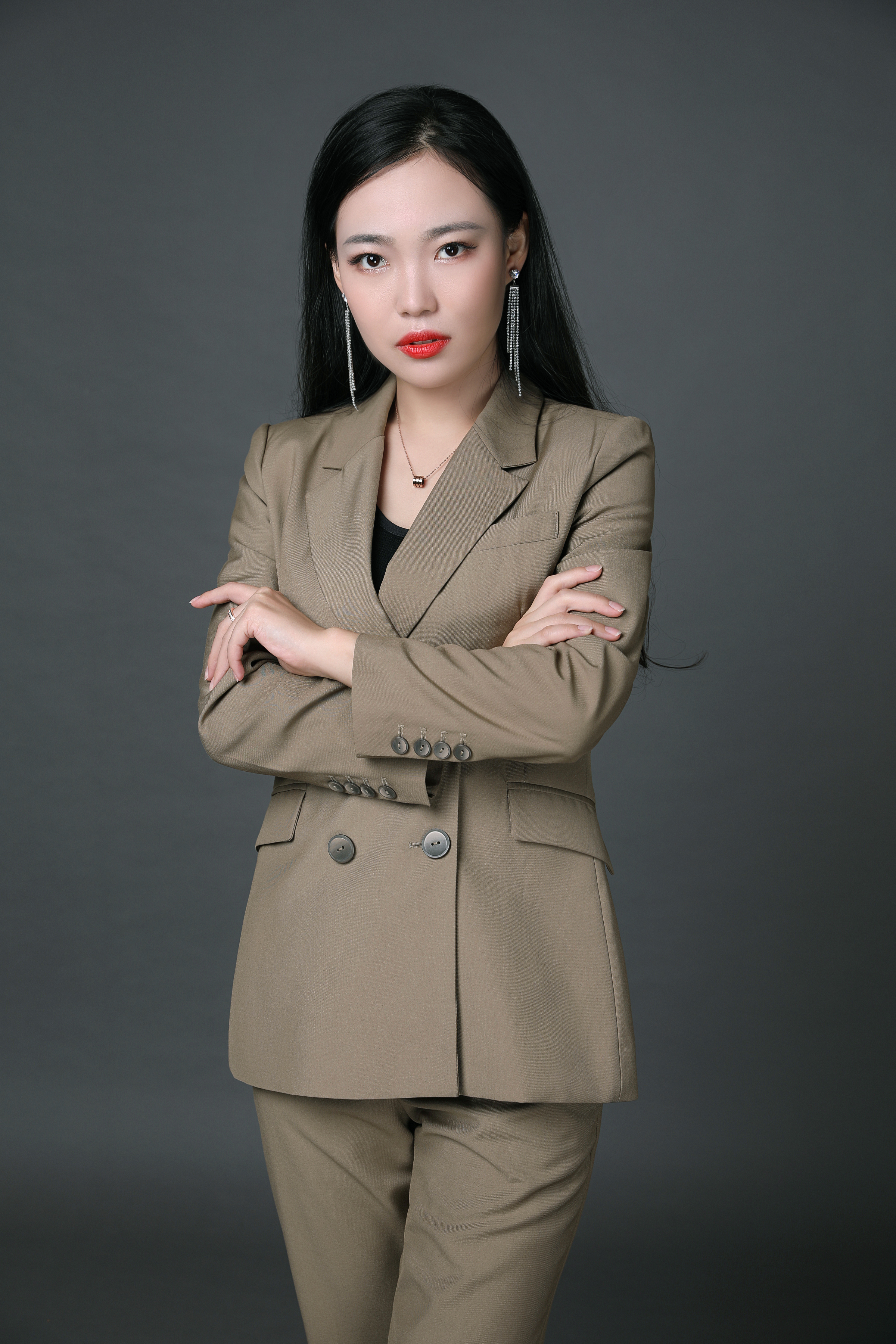 服务礼仪-举止规范_呆小萌礼仪培训 萌萌老师的直播间_千聊