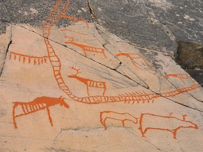 8挪威芬马克郡 的阿尔塔岩画.jpg