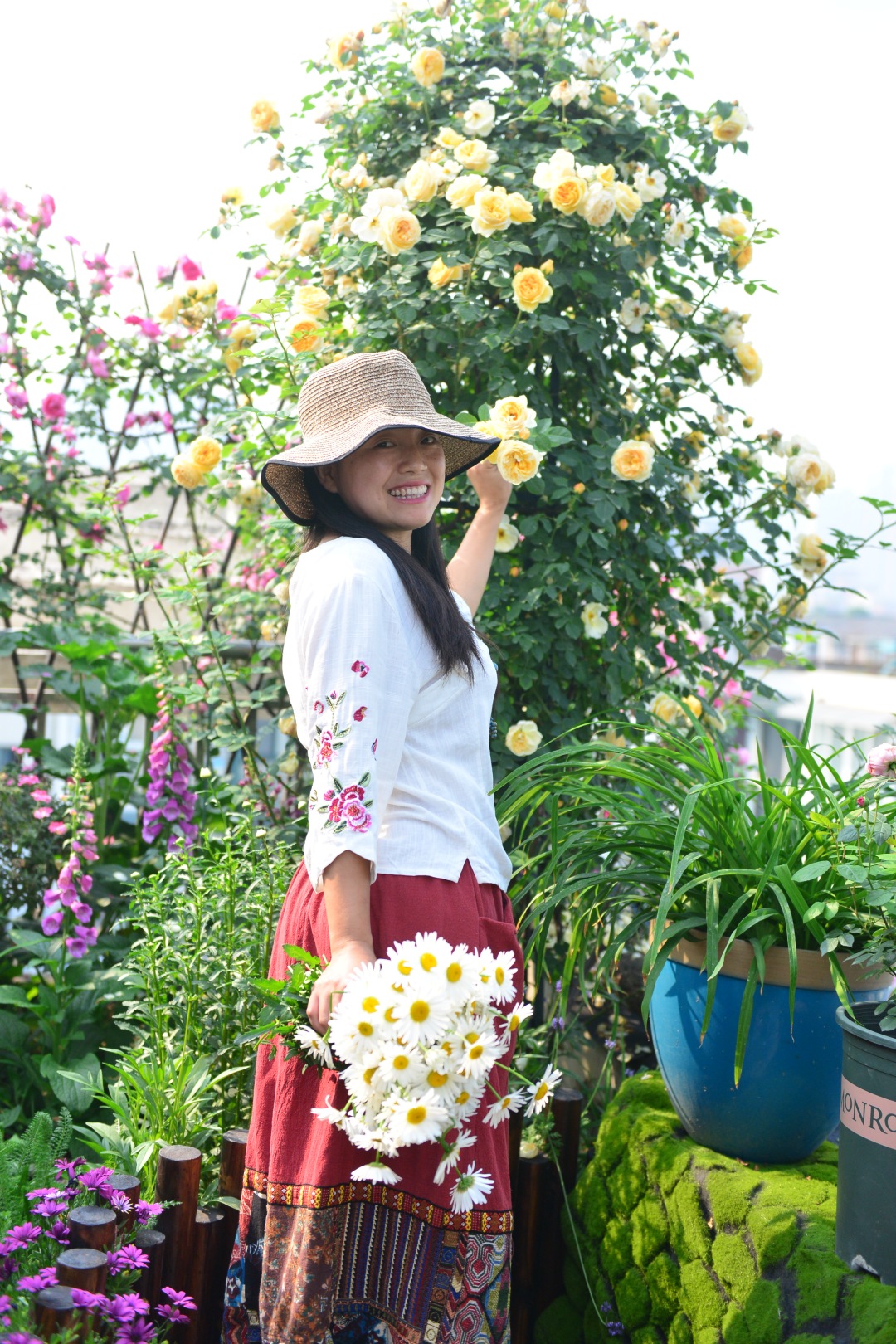 花也48期封面人物分享 | 在花园里, 做个幸福的逃兵