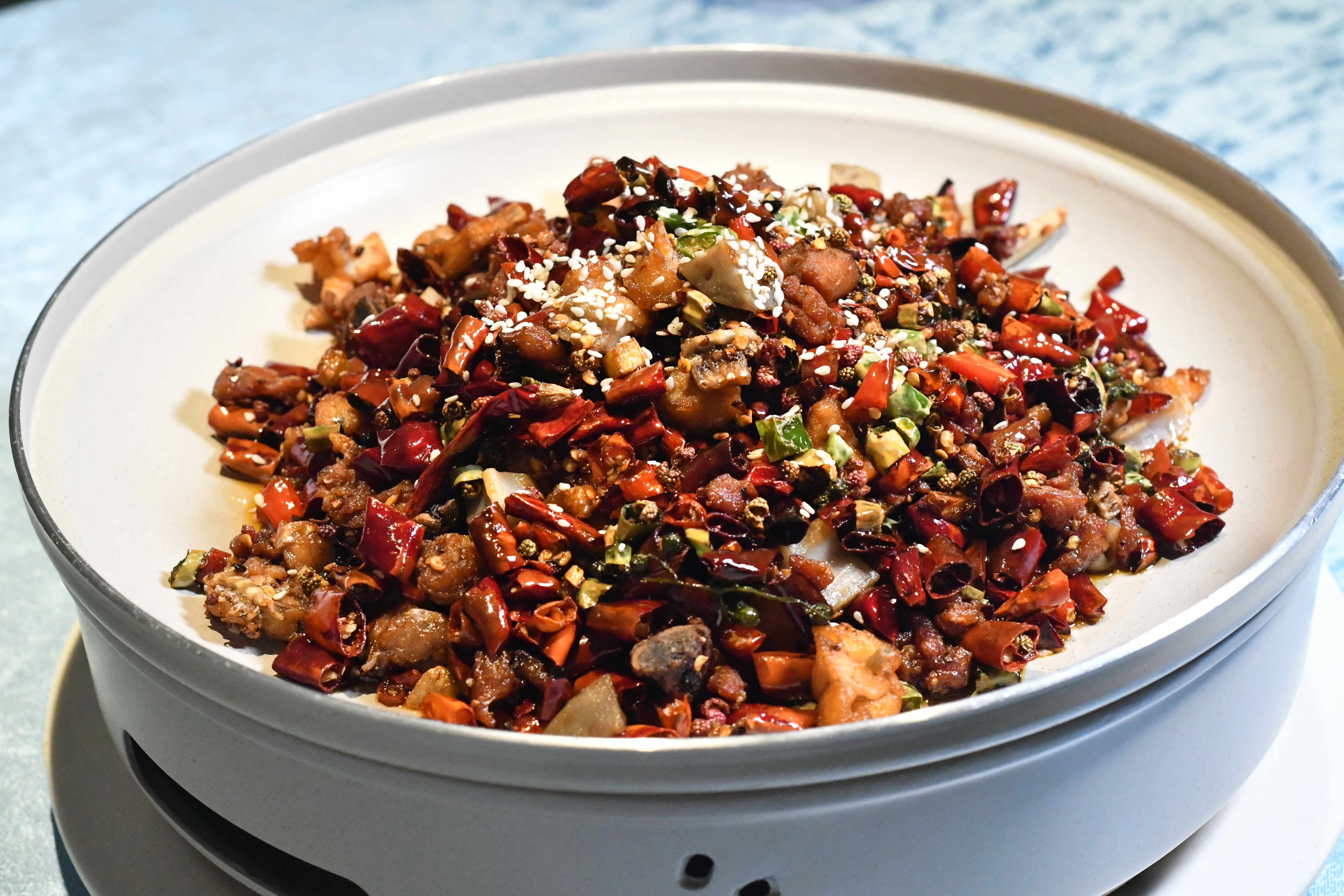 香辣热卖重庆江湖菜│蛙蛙鸡